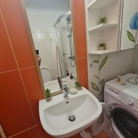 2 Bdrm Apt At Parliament Palace Bucarest Esterno foto