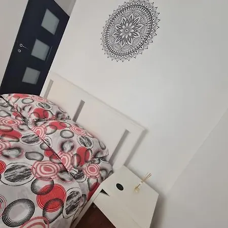 2 Bdrm Apt At Parliament Palace Bucarest Esterno foto