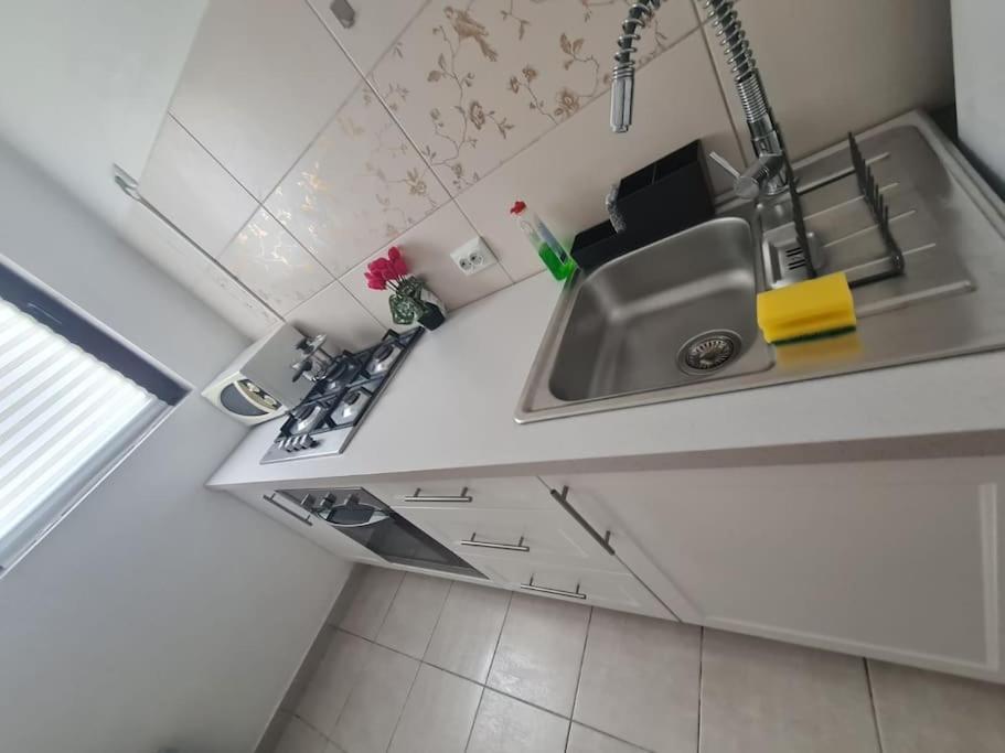 2 Bdrm At Parliament Palace Appartamento Bucarest