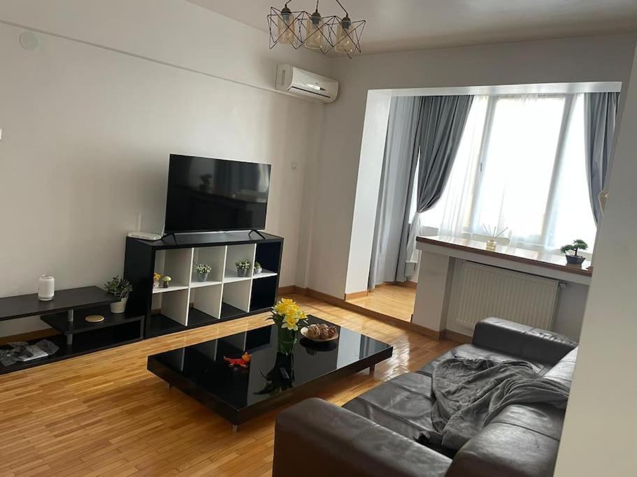 2 Bdrm At Parliament Palace Appartamento Bucarest