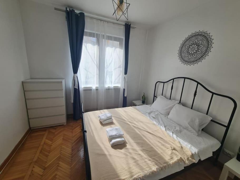 2 Bdrm At Parliament Palace * Bucarest